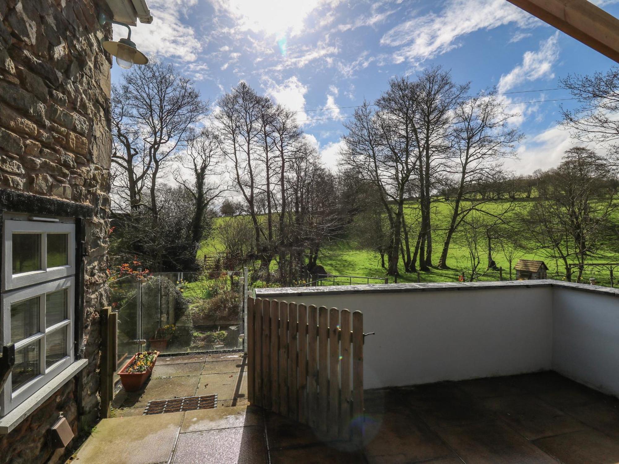 The Barn At Glanoer Bettws Disserth Exterior foto